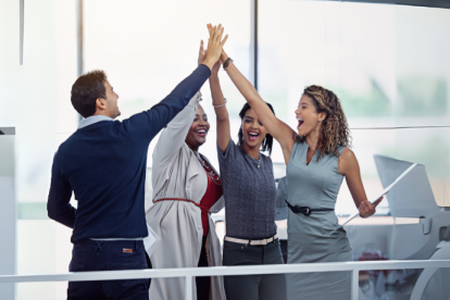 O Instituto Econacional defende que políticas públicas interseccionais promovem inclusão real e respostas mais eficazes.