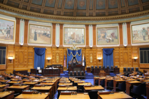 Assembleia de Goiás reforça participação cidadã e modernização do Poder Legislativo